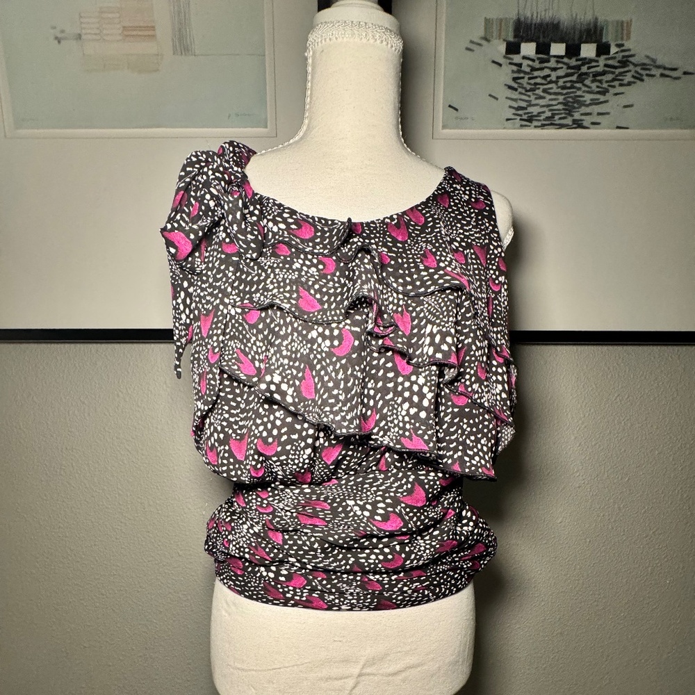 White House Black Market Ruffle Blouse – XS – Black / White / Magenta